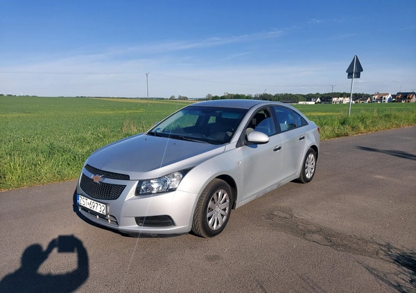 Chevrolet Cruze cena 13900 przebieg: 177000, rok produkcji 2009 z Szczebrzeszyn małe 191